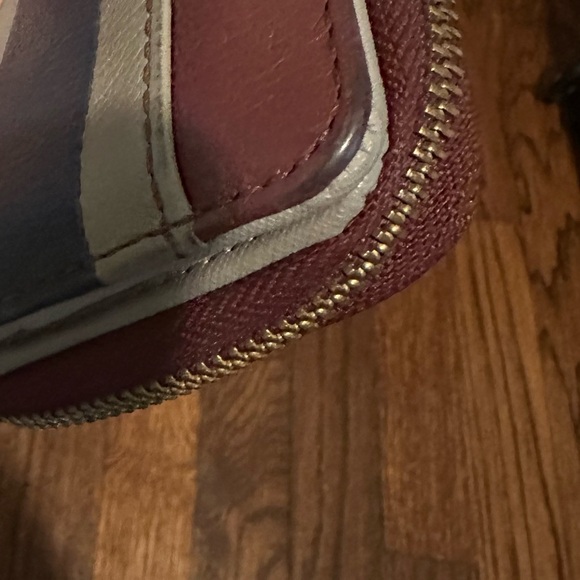 Fossil Leather Patchwork Bifold Wallet - Picture 8 of 11